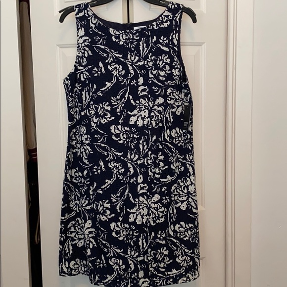 crown & ivy Dresses & Skirts - Sleeveless dress